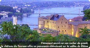 Tournon_chateau_2